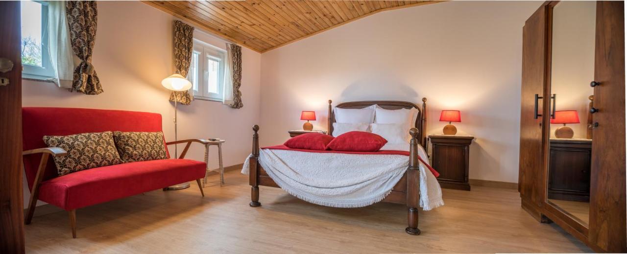 ホテル Casa Dos Castanheiros Vila Verde  エクステリア 写真